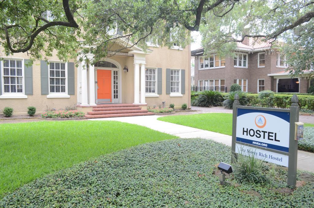 Hi - Houston The Morty Rich Hostel Exterior photo